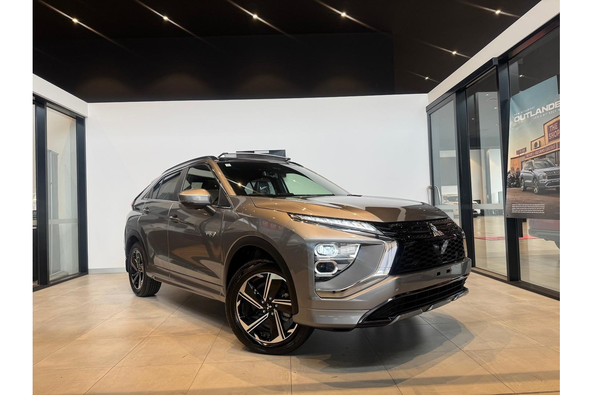 2025 Mitsubishi Eclipse Cross PHEV XLS PLUS YB