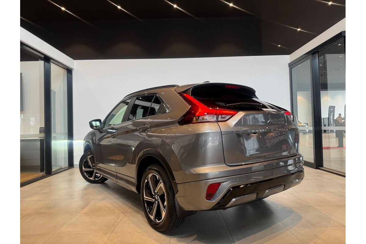 2025 Mitsubishi Eclipse Cross PHEV XLS PLUS YB