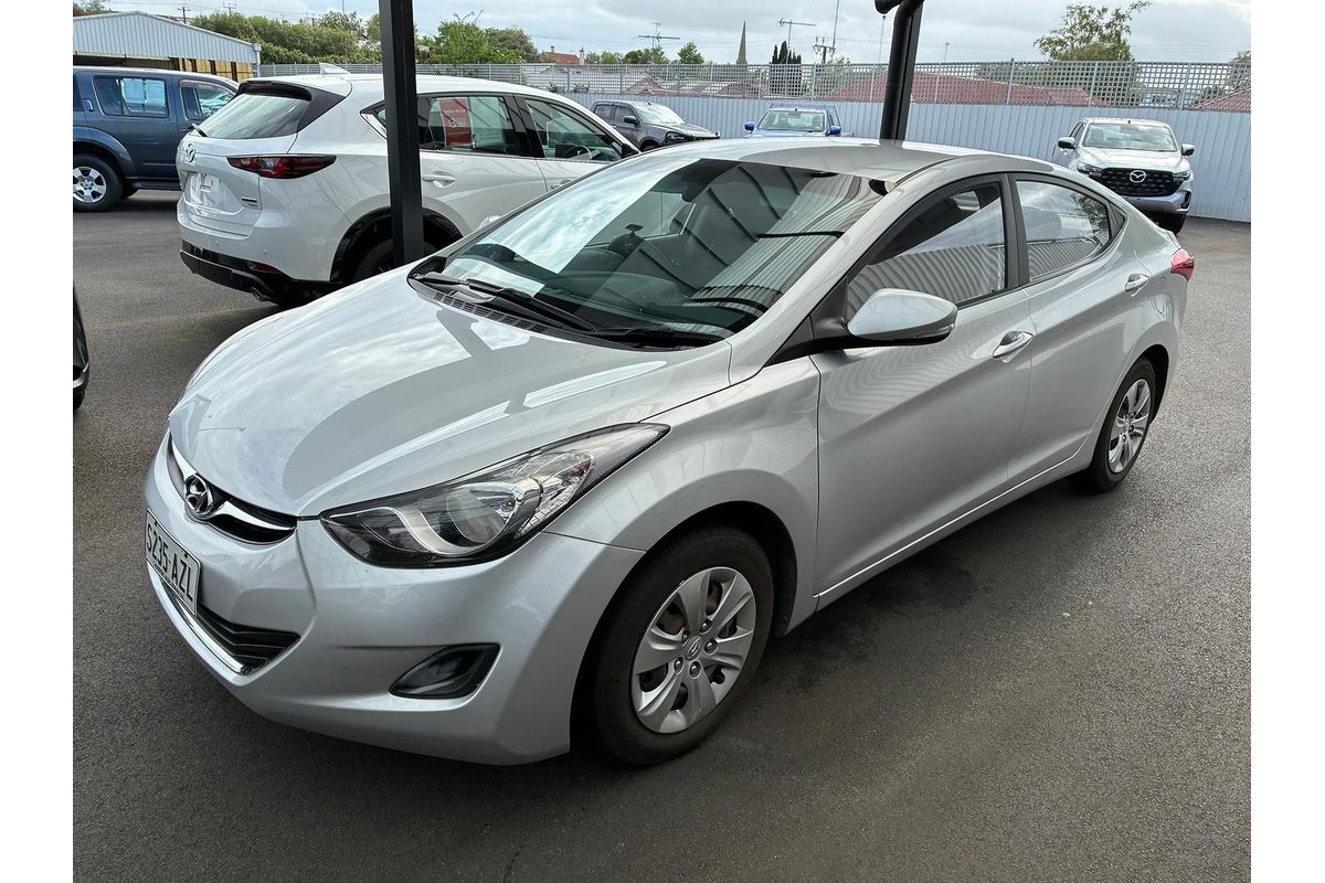 2013 Hyundai Elantra Active MD2