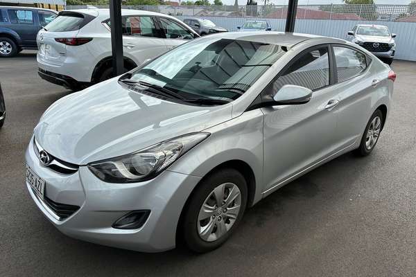 2013 Hyundai Elantra Active MD2