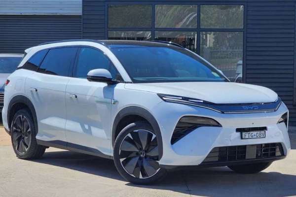 2025 BYD SEALION 8 Premium AWD