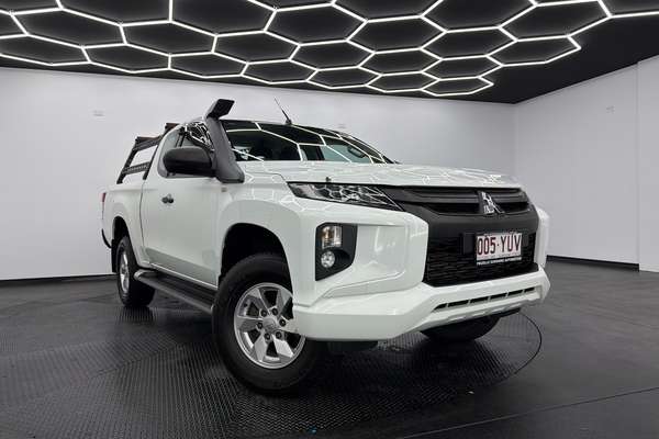2018 Mitsubishi Triton GLX+ MR 4X4