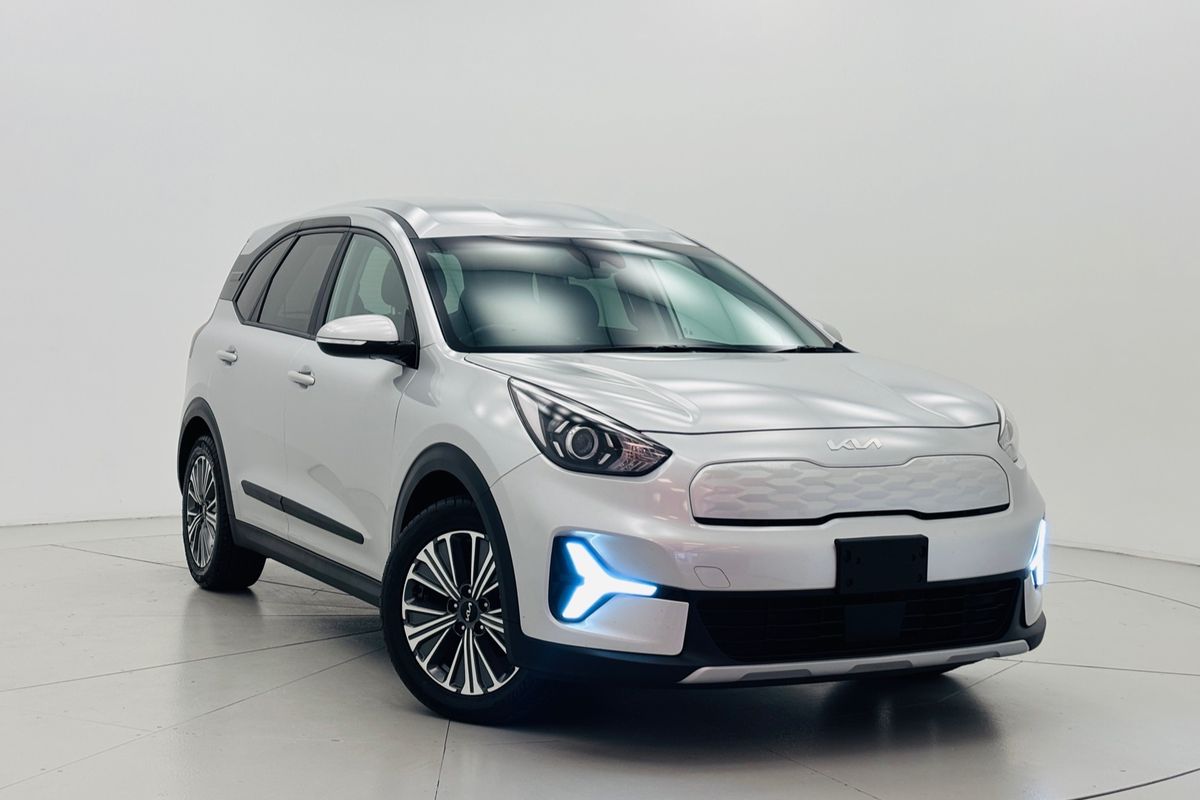 2023 Kia Niro Hybrid S DE PBV