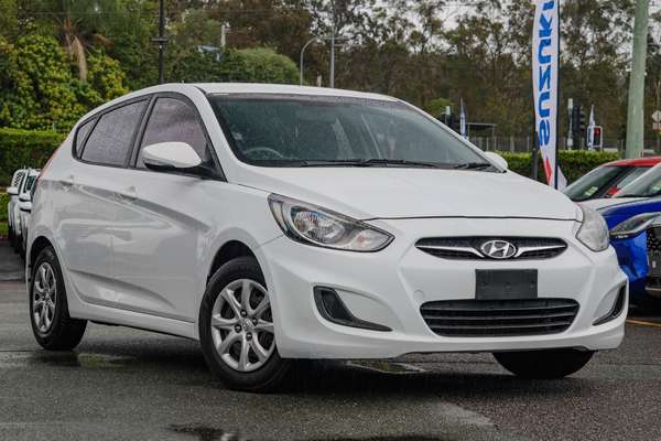 2013 Hyundai Accent Active RB