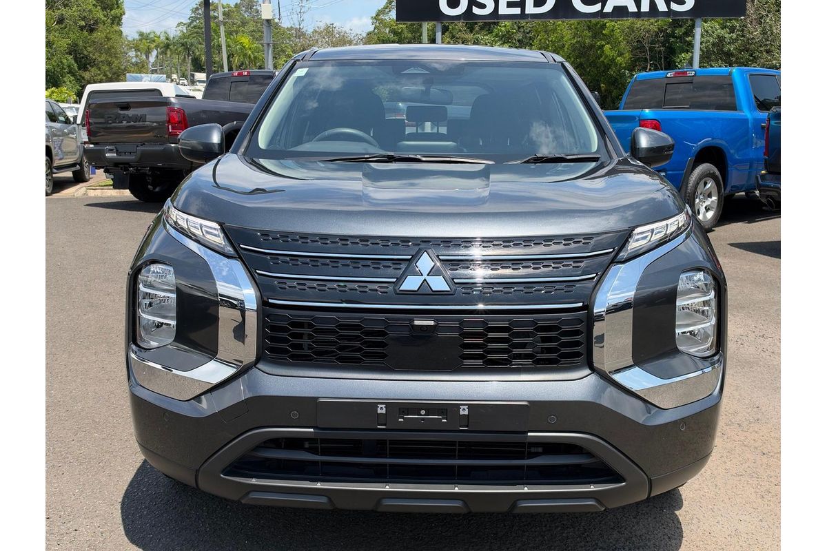 2024 Mitsubishi Outlander ES ZM