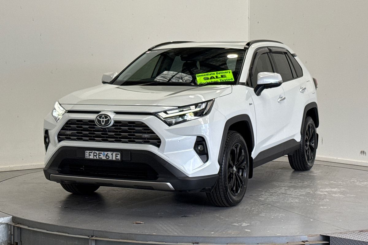 2025 Toyota RAV4 Cruiser AXAH54R