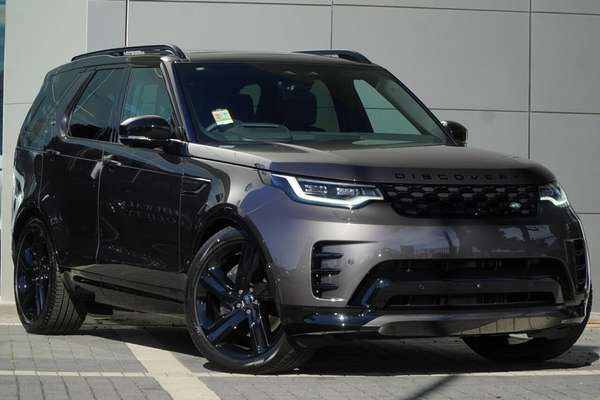 2026 Land Rover Discovery D350 Dynamic SE Series 5