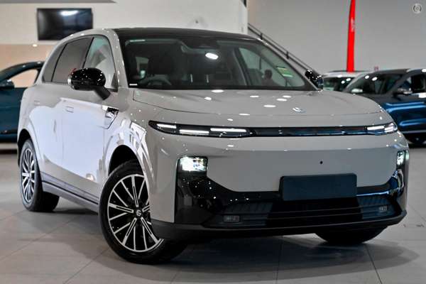 2026 Leapmotor B10 Design LR A12