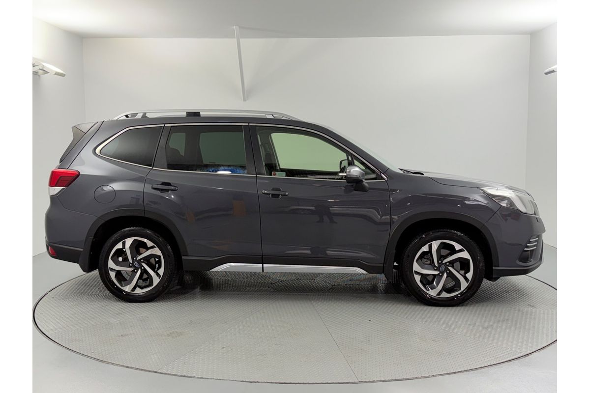 2023 Subaru Forester 2.5i-S S5