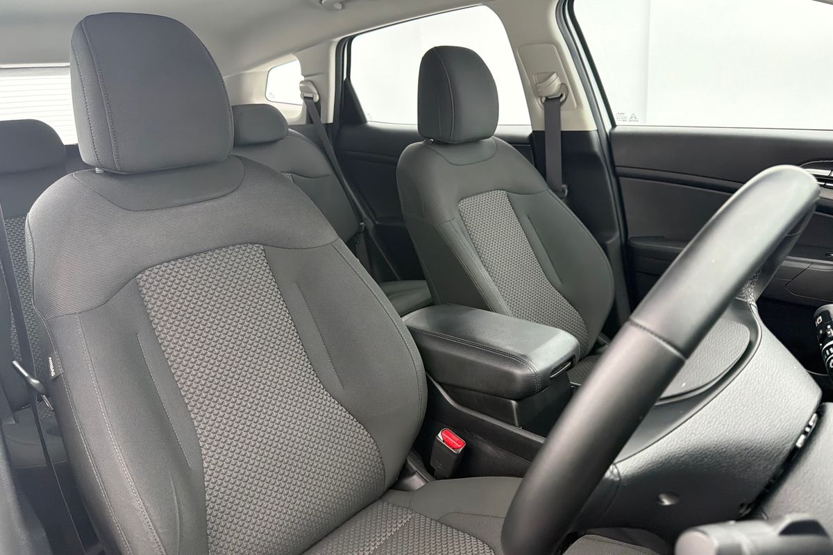 2023 Kia Sportage S NQ5