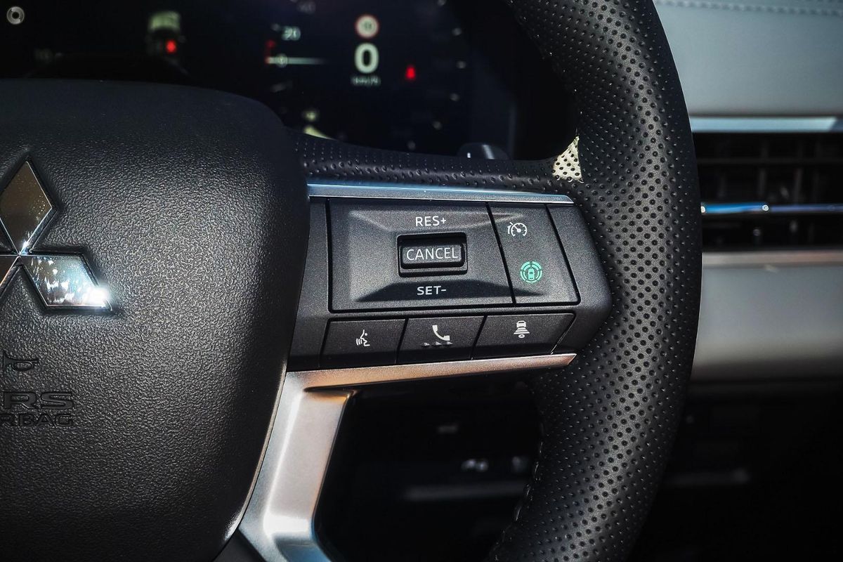 2025 Mitsubishi Outlander PHEV Exceed ZM