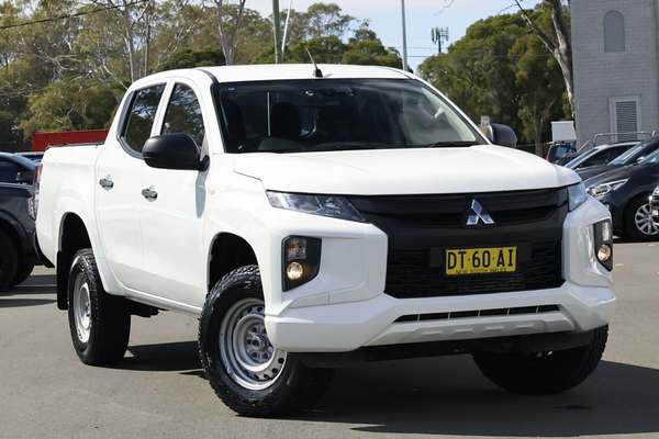 2020 Mitsubishi Triton GLX ADAS MR 4X4