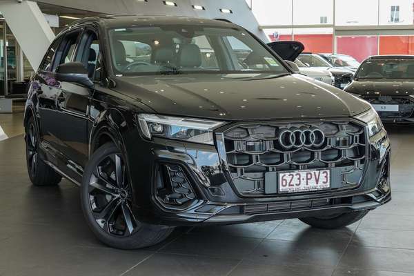 2025 Audi Q7 TDI 170kW S line edition 4M