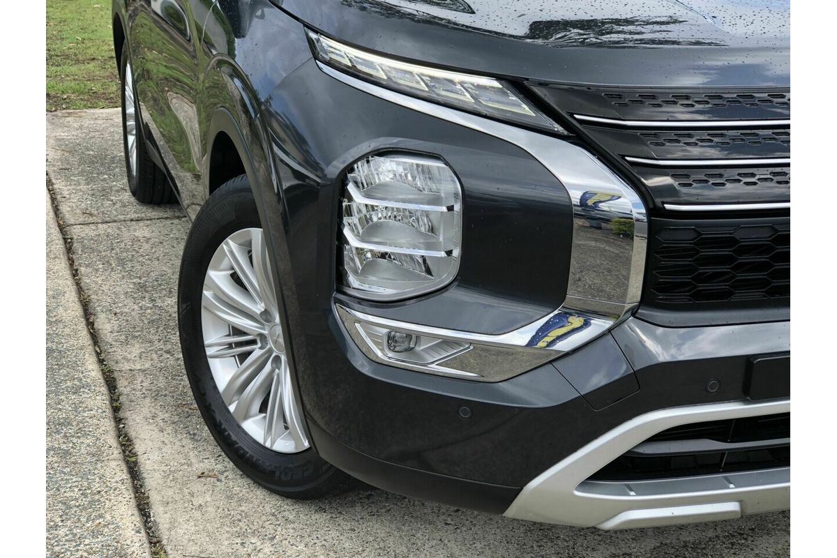 2024 Mitsubishi Outlander LS ZM