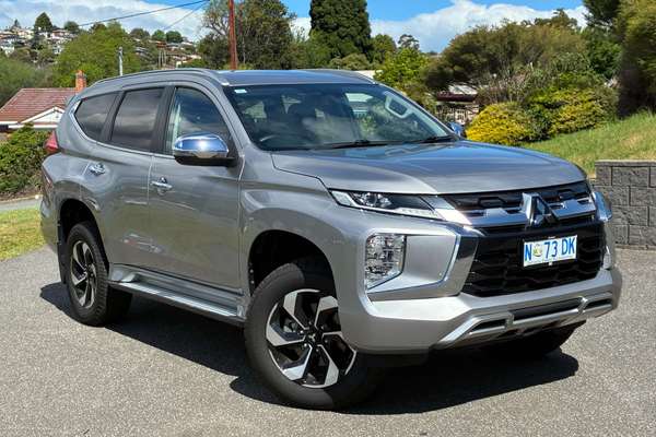 2025 Mitsubishi Pajero Sport GLS QG