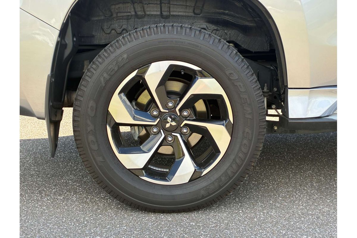 2025 Mitsubishi Pajero Sport GLS QG