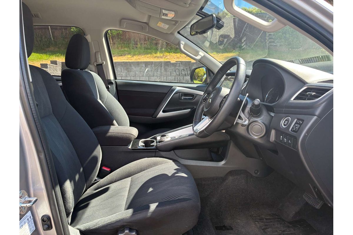 2025 Mitsubishi Pajero Sport GLS QG