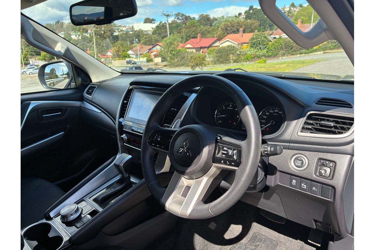 2025 Mitsubishi Pajero Sport GLS QG