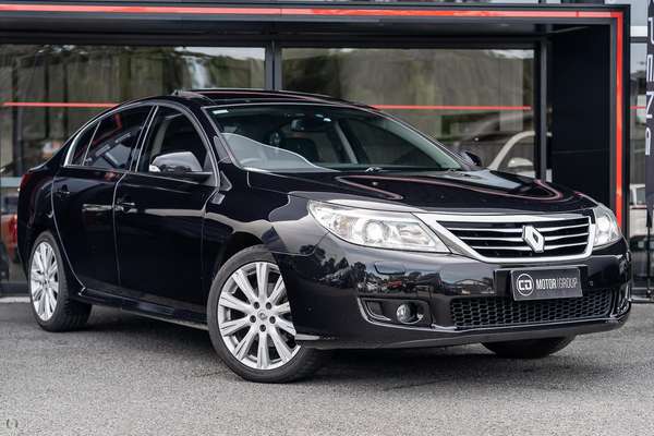 2011 Renault Latitude Luxe L43
