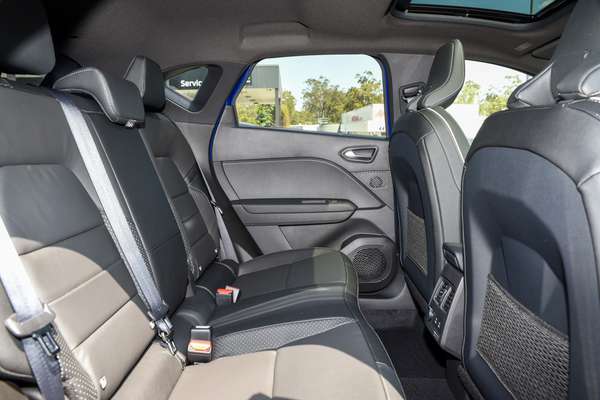 2025 Mitsubishi ASX Exceed XE thumb-8