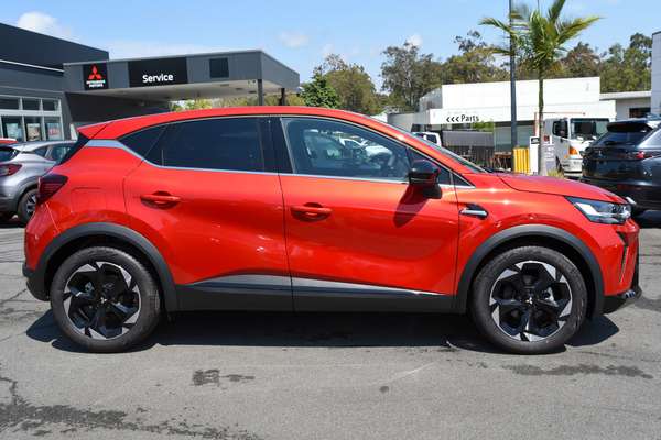 2025 Mitsubishi ASX Aspire XE thumb-4