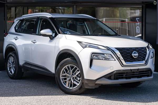 2024 Nissan X-TRAIL ST T33
