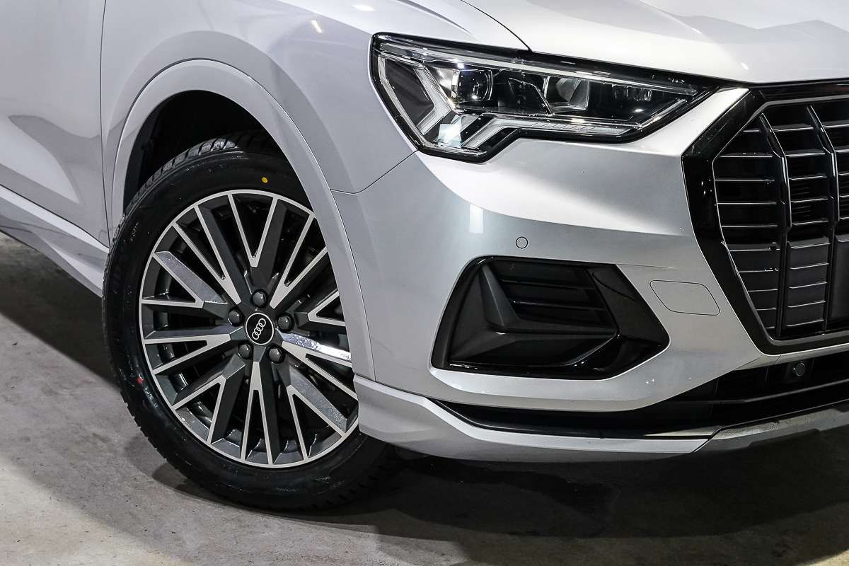 2022 Audi Q3 35 TFSI F3