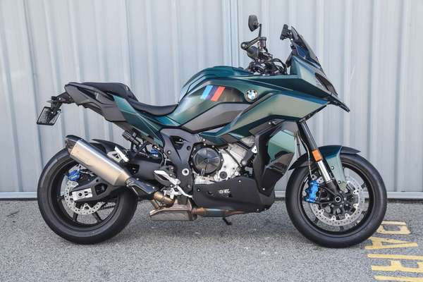 2026 BMW M 1000 XR M 1000