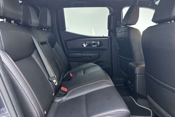 2024 Mitsubishi Triton GSR MV 4X4 thumb-11