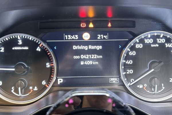 2024 Mitsubishi Triton GSR MV 4X4 thumb-13