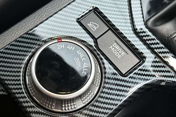 2024 Mitsubishi Triton GSR MV 4X4 thumb-14