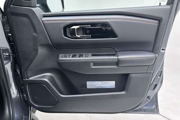 2024 Mitsubishi Triton GSR MV 4X4 thumb-18