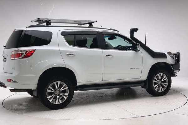 2018 Holden Trailblazer LTZ RG thumb-2