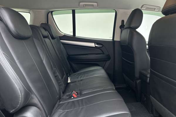 2018 Holden Trailblazer LTZ RG thumb-11