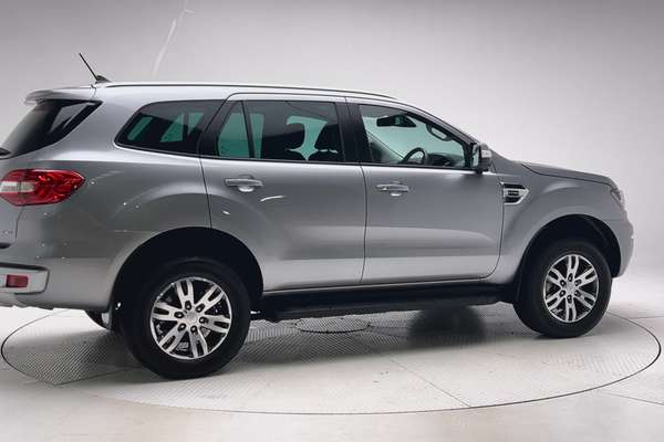 2021 Ford Everest Trend UA II 2.0L thumb-2