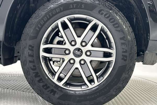 2024 Ford Everest Trend 2.0L thumb-9