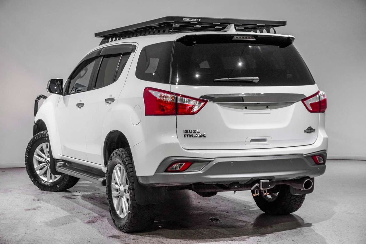 2018 Isuzu MU-X LS-T