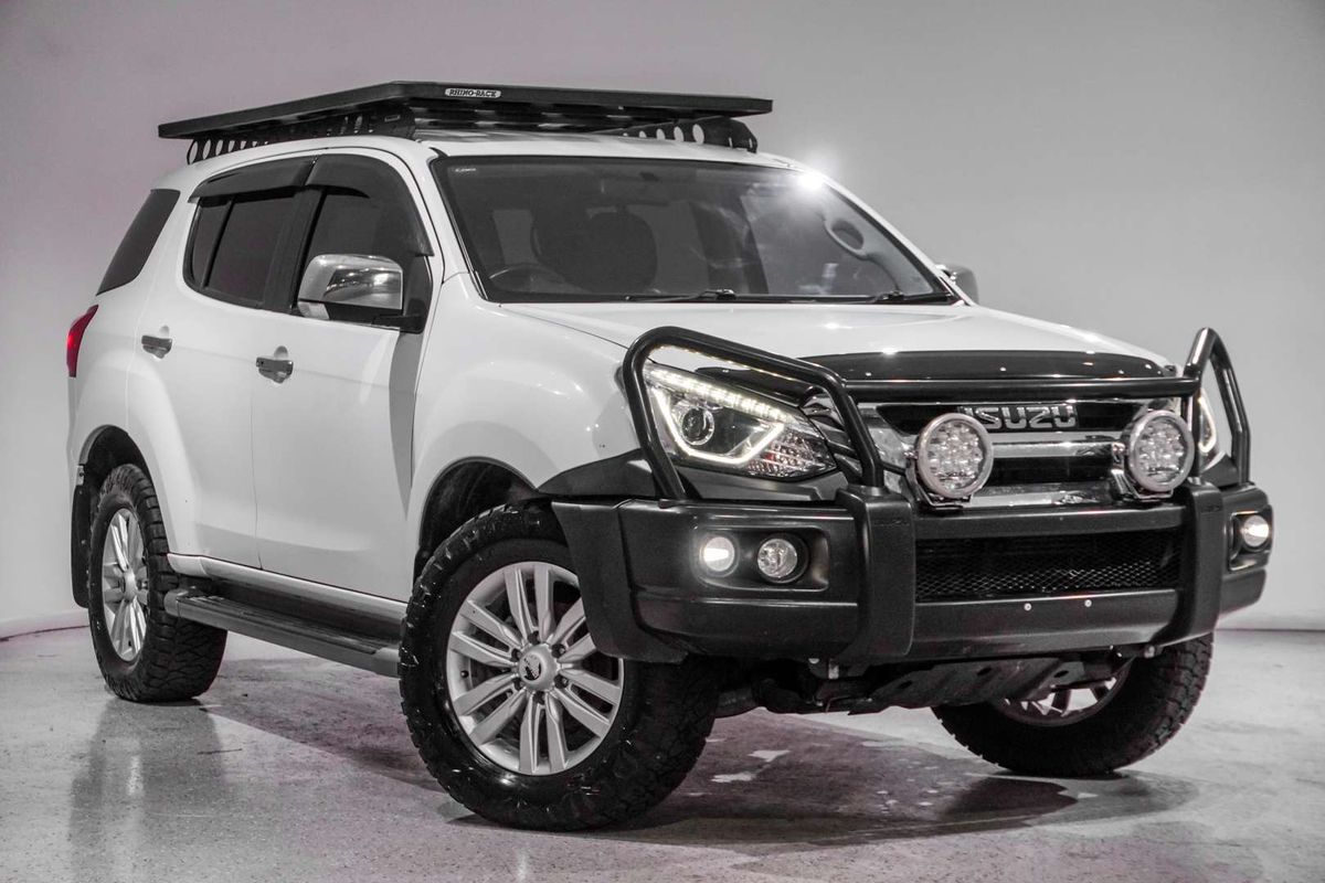 2018 Isuzu MU-X LS-T