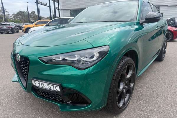 2025 Alfa Romeo Stelvio Tributo Italiano Series 5