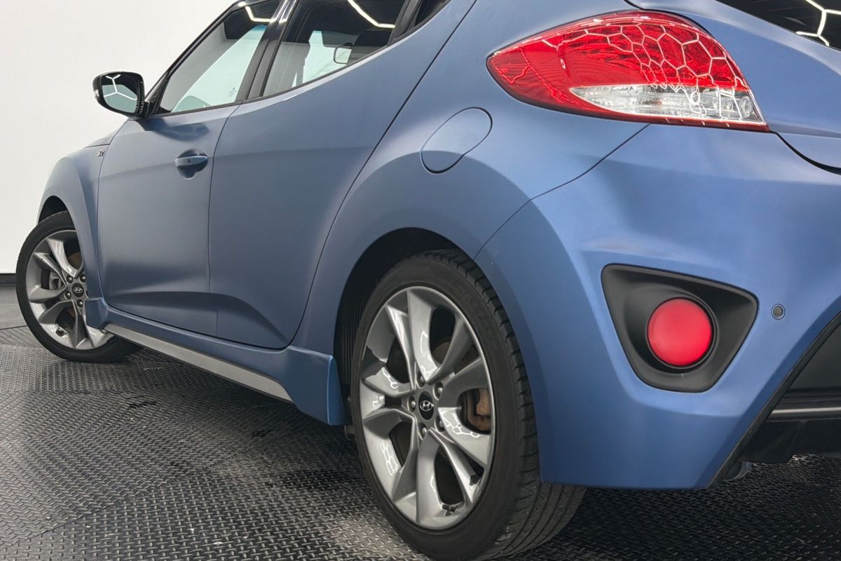 2016 Hyundai Veloster SR Turbo FS5 Series II