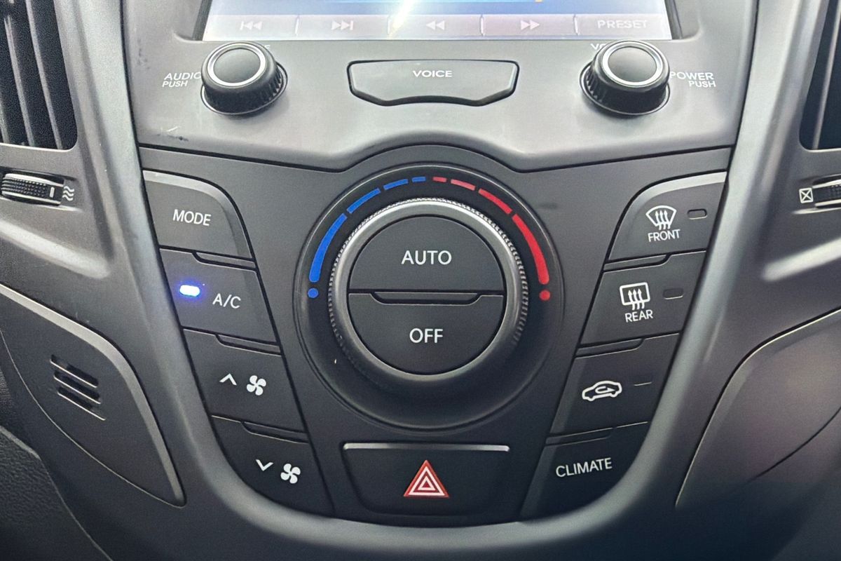 2016 Hyundai Veloster SR Turbo FS5 Series II