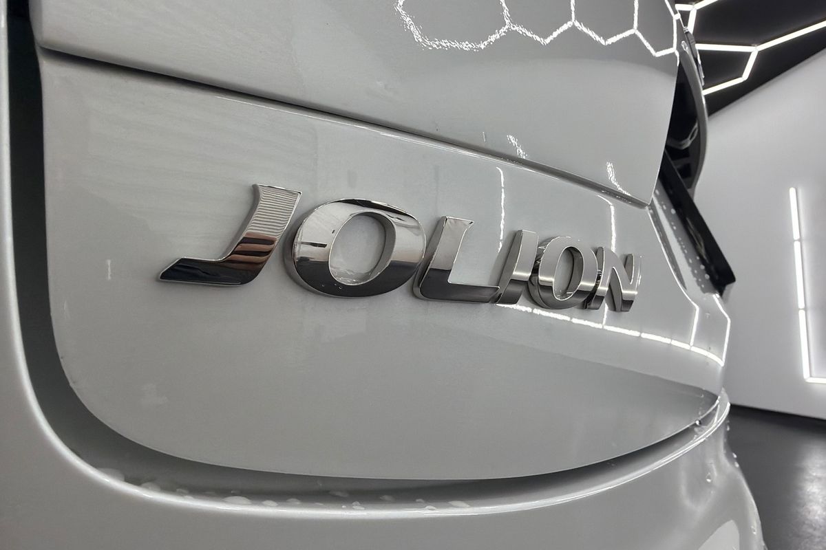 2024 GWM Haval Jolion Ultra Hybrid A02