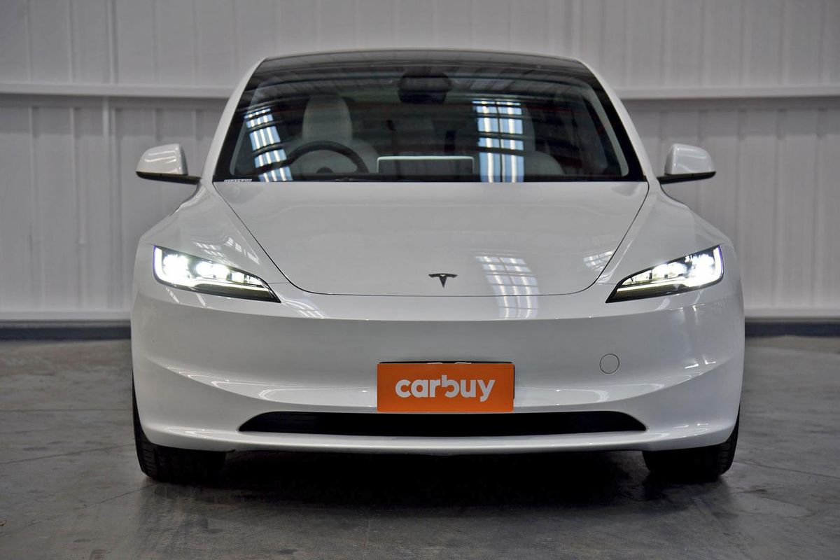 2025 Tesla Model 3 Rear-Wheel Drive