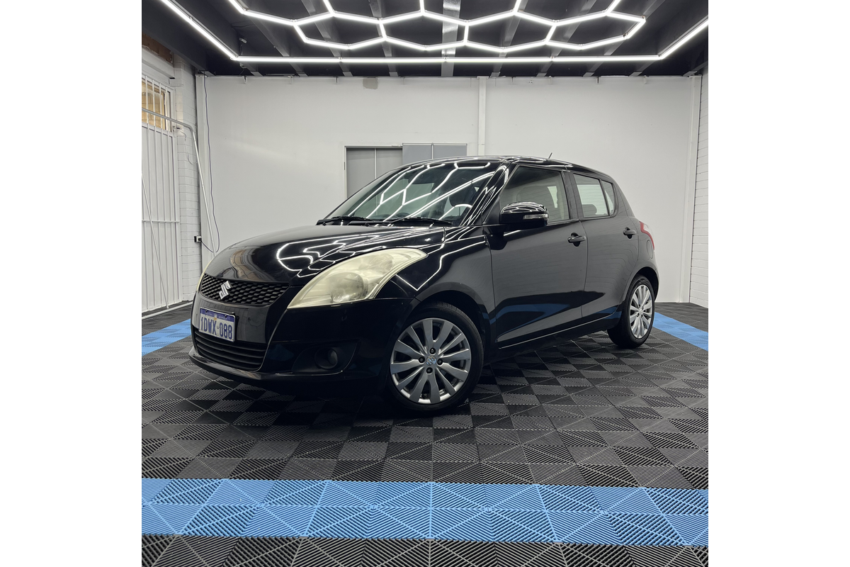 2011 Suzuki Swift GLX FZ