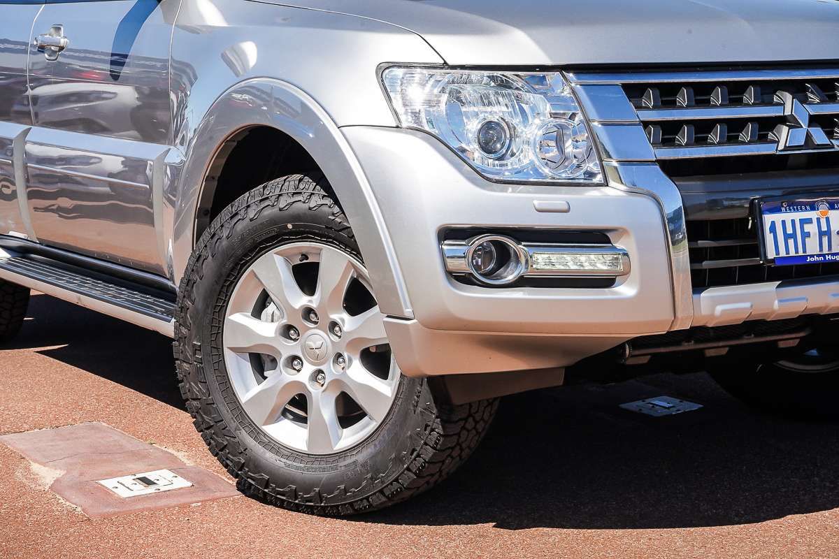 2021 Mitsubishi Pajero GLX NX