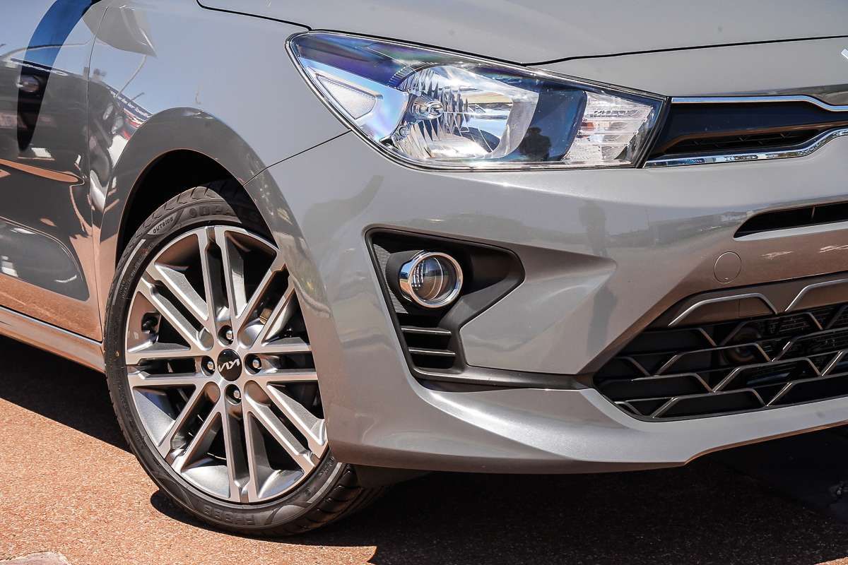 2022 Kia Rio SX YB