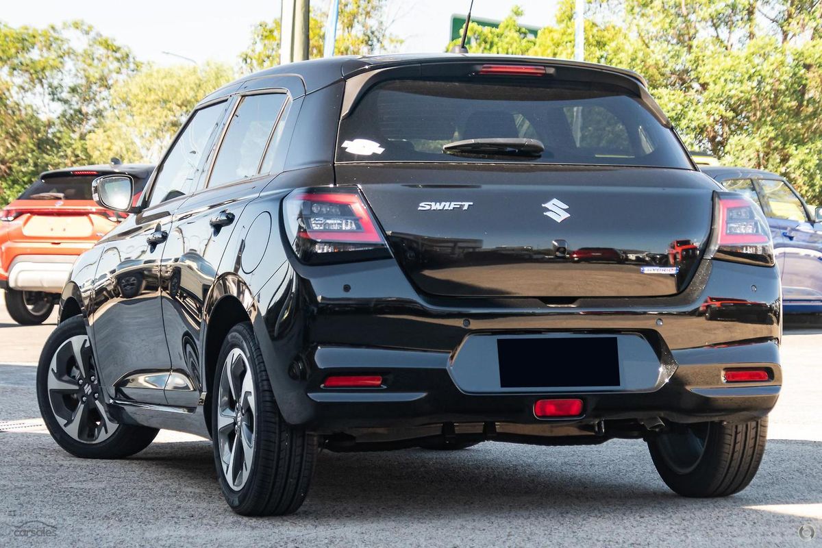 2026 Suzuki Swift Hybrid GLX UZ