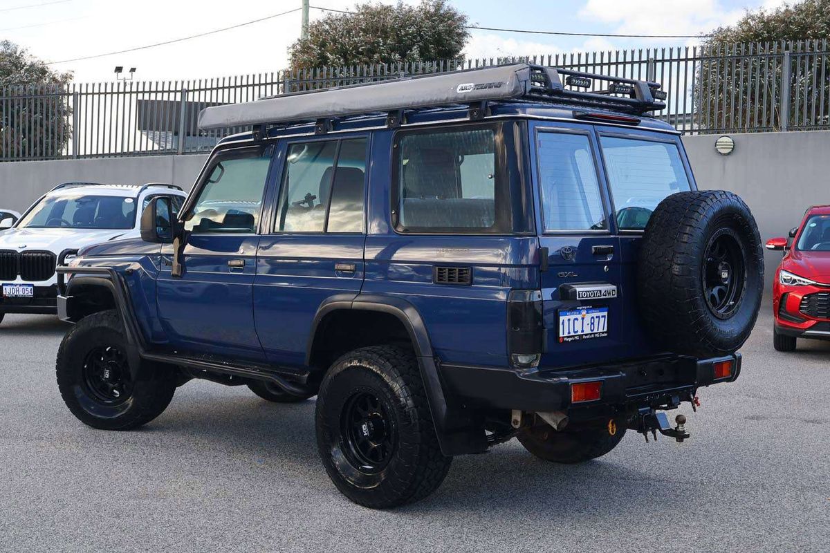 2017 Toyota Landcruiser GXL VDJ76R