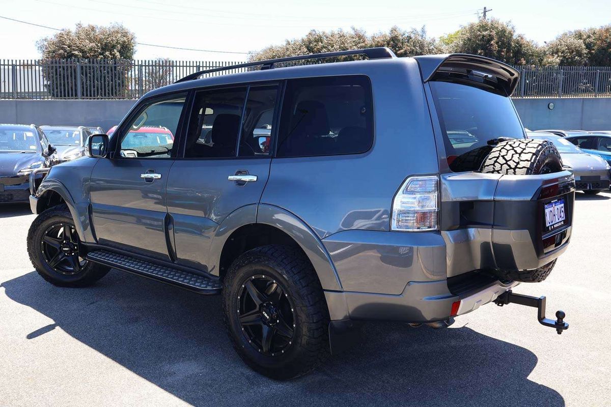 2016 Mitsubishi Pajero GLX NX