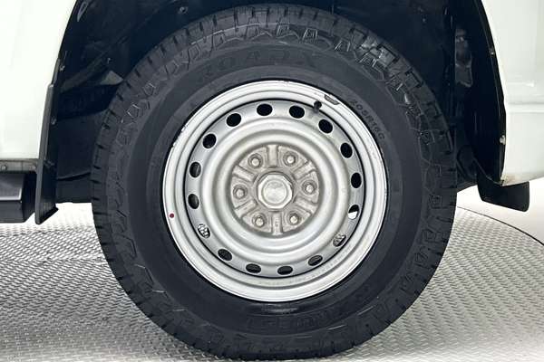 2022 Mitsubishi Triton GLX MR Rear Wheel Drive thumb-9